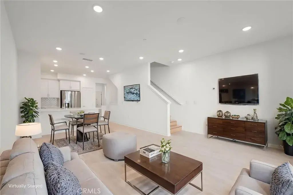 463 Paradiso Place, Covina