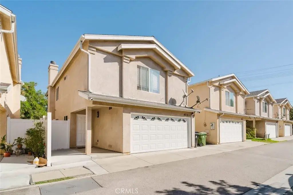 9231 Cedros Avenue, Panorama City