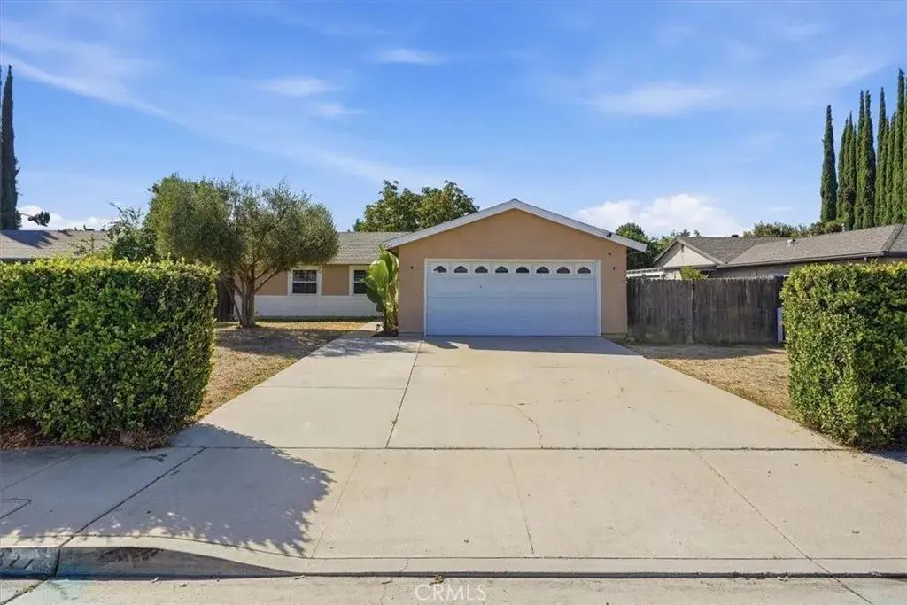 322 Barhill Avenue, Pomona