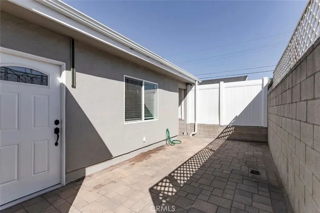 8254 Vantage Avenue, North Hollywood