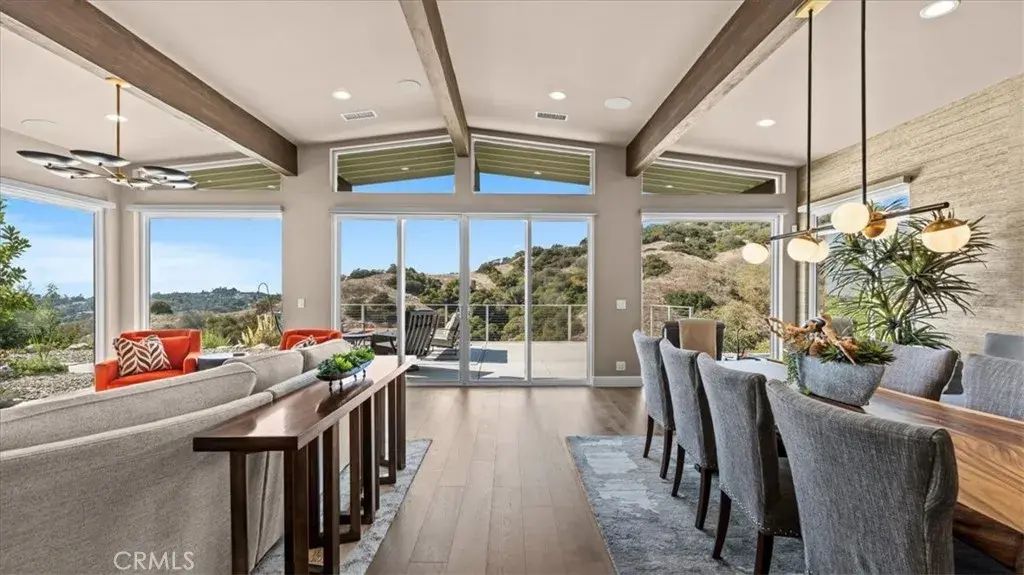 2653 N Mountain Avenue, Claremont
