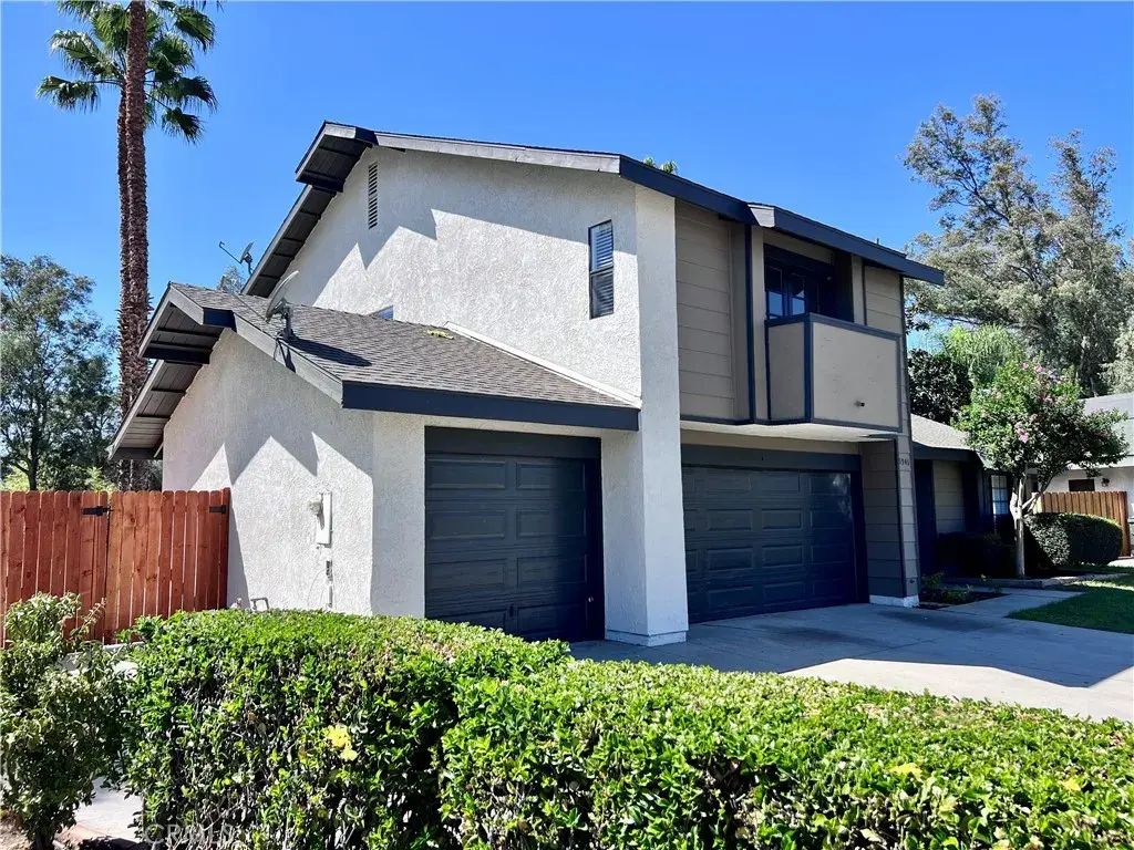 5941 Grinnell Drive, Riverside