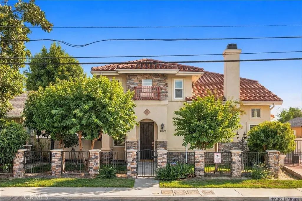 11096 Schmidt, El Monte