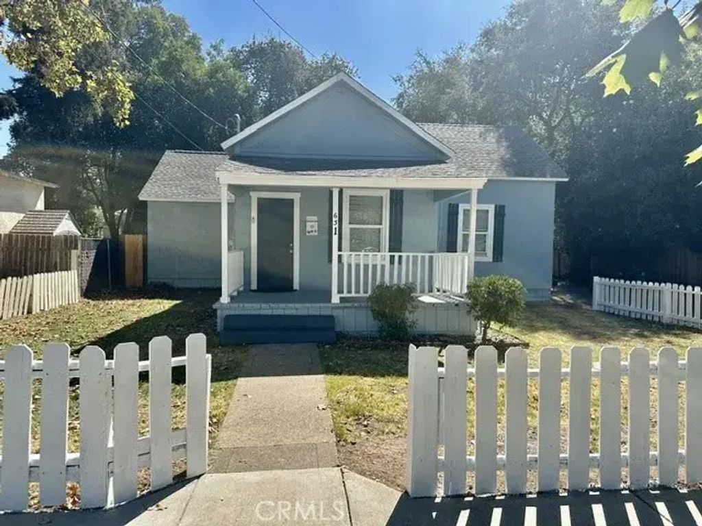 631 W 8th Street, Chico