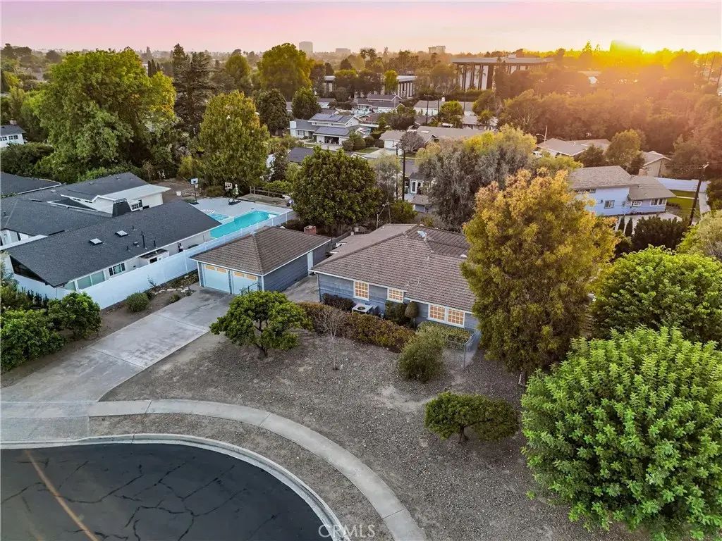 14021 Livingston Street, North Tustin
