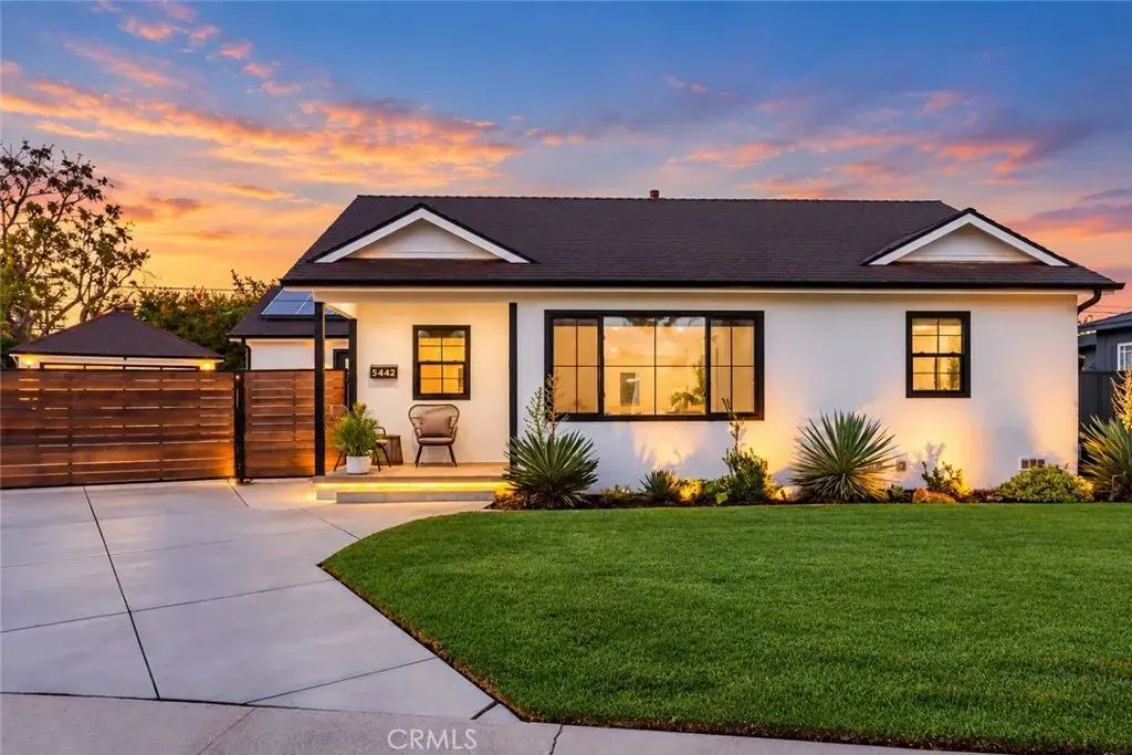 5442 E Walkerton Street, Long Beach