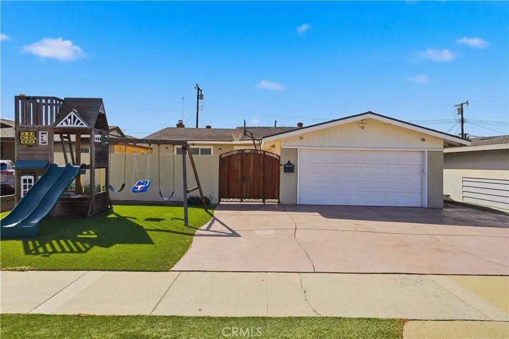 2346 W 234th, Torrance