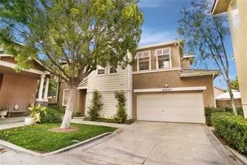 28407 Meadowlark Court, Valencia