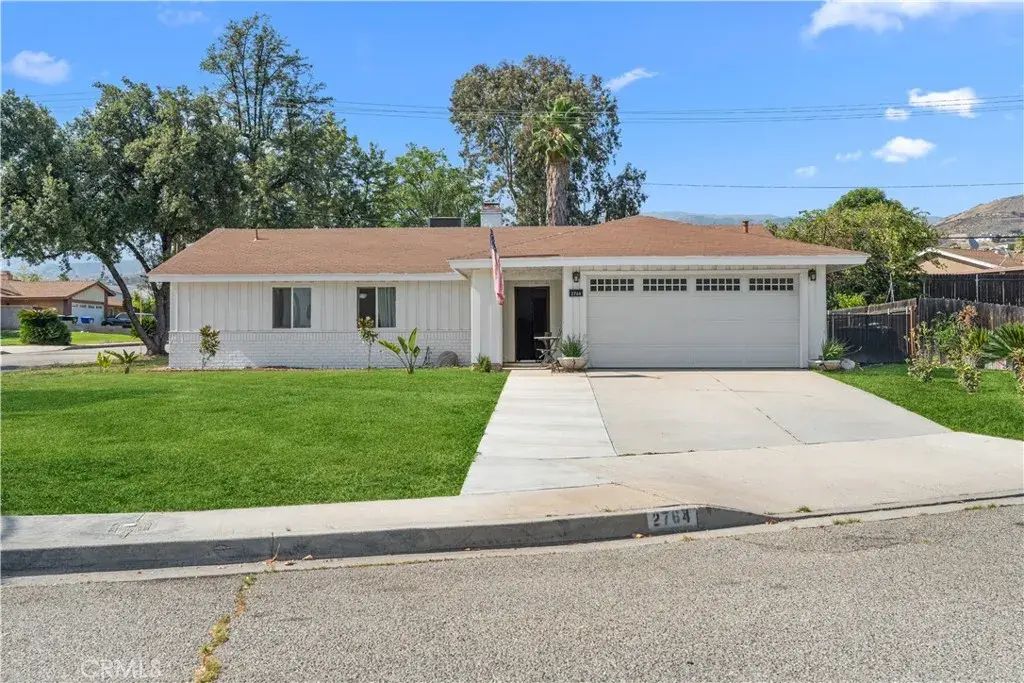 2764 Mirada, Highland