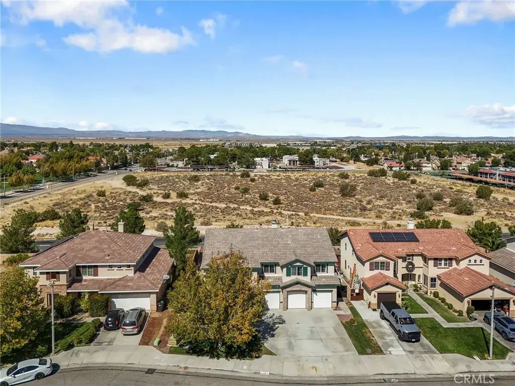 3317 Vahn Lane, Lancaster