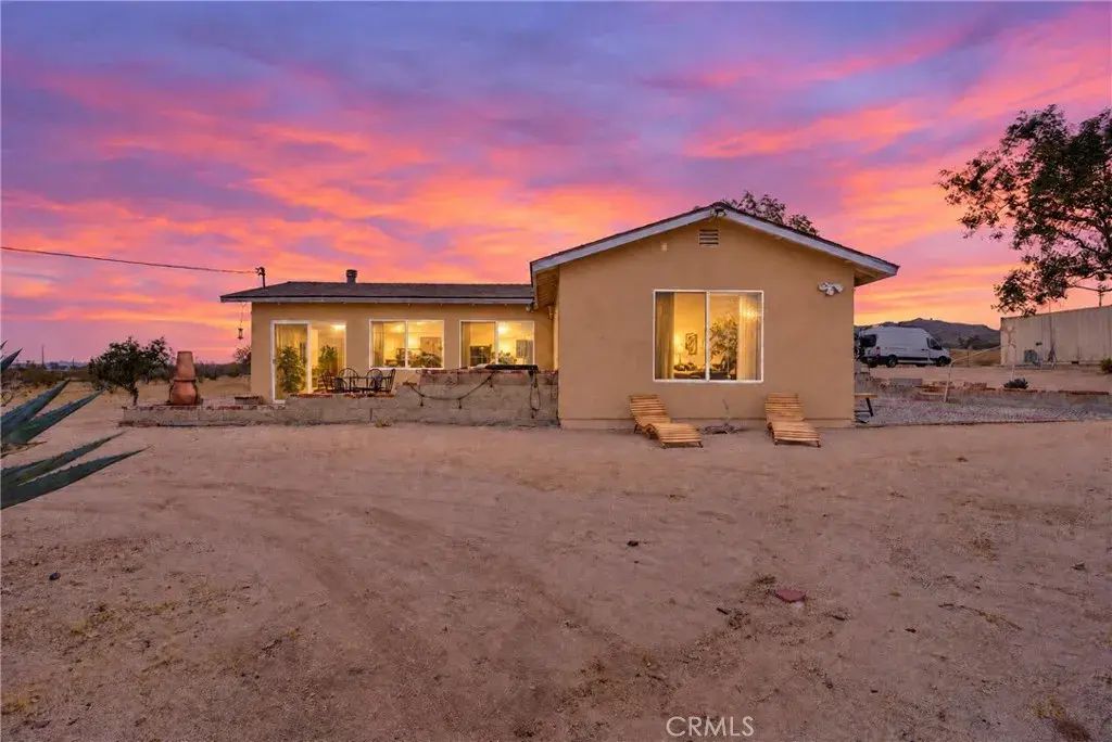 2822 Cherokee, Landers