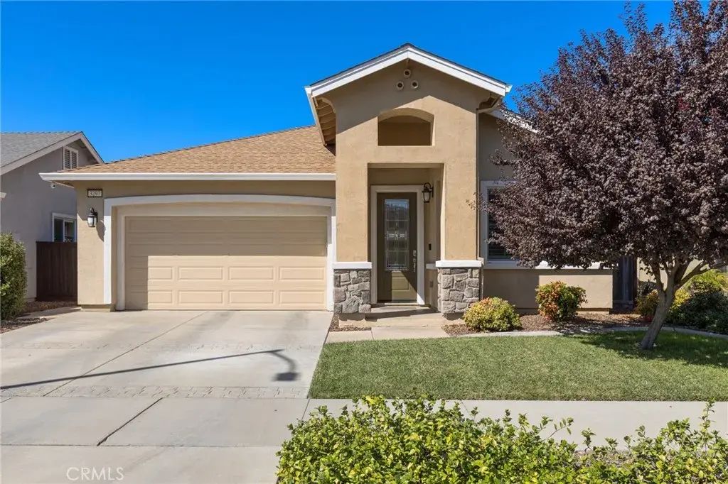 3297 Rogue River, Chico