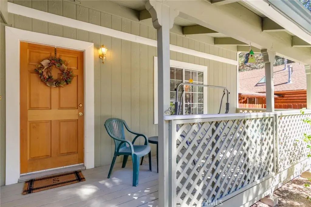 833 Angeles, Big Bear City