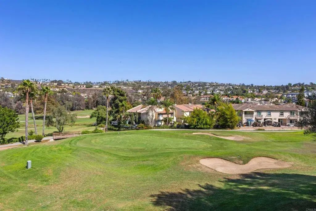 2583 Navarra Drive D, Carlsbad