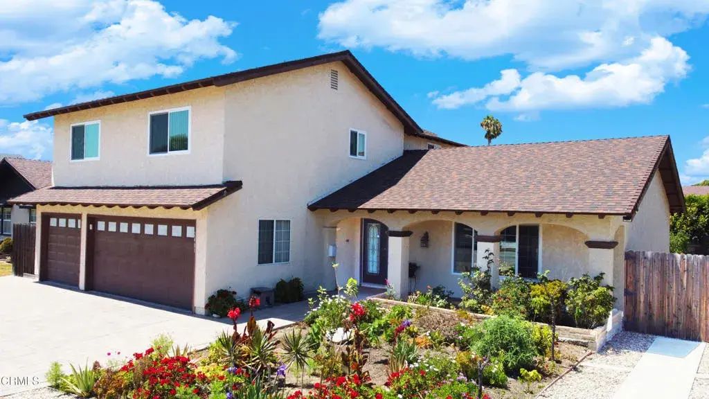 2401 El Portal Way, Oxnard