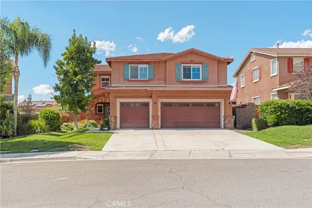 53217 Flutterbye, Lake Elsinore