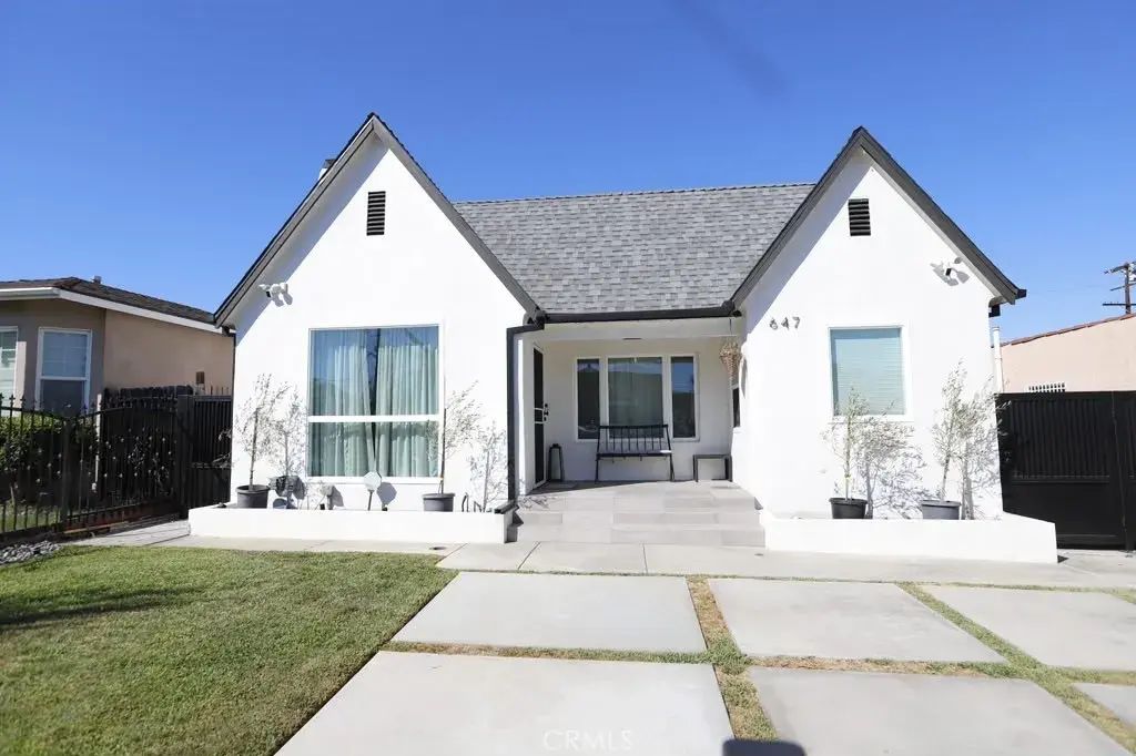 647 W 113th, Los Angeles