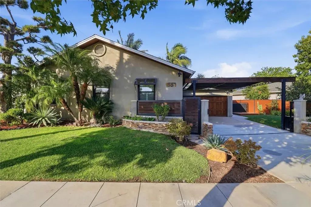 1557 W 211th, Torrance