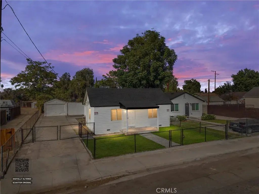 116 E Warren Avenue, Bakersfield