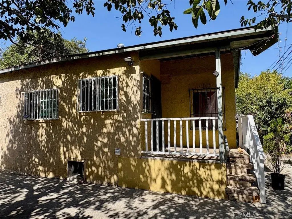 4065 Wadsworth, Los Angeles