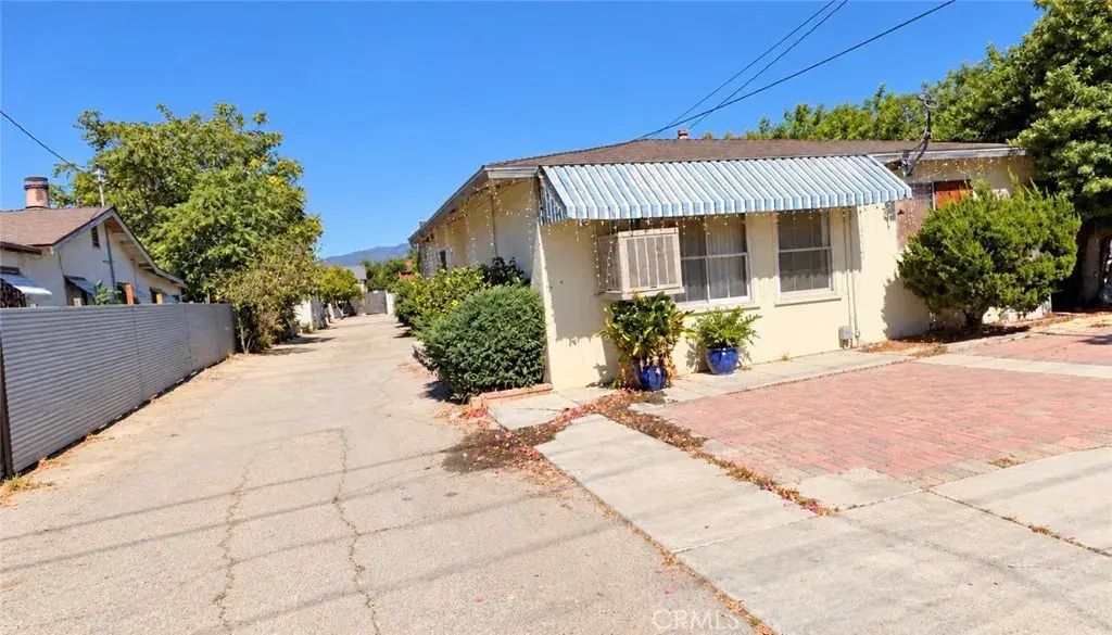 15154 Randall, Fontana