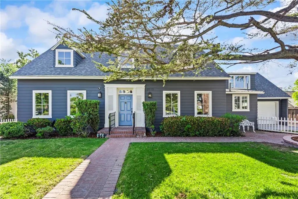 3939 Pacific, Long Beach