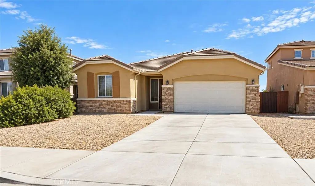15255 Riverview, Victorville