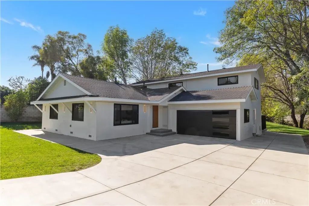 20031 E Chapman, Orange