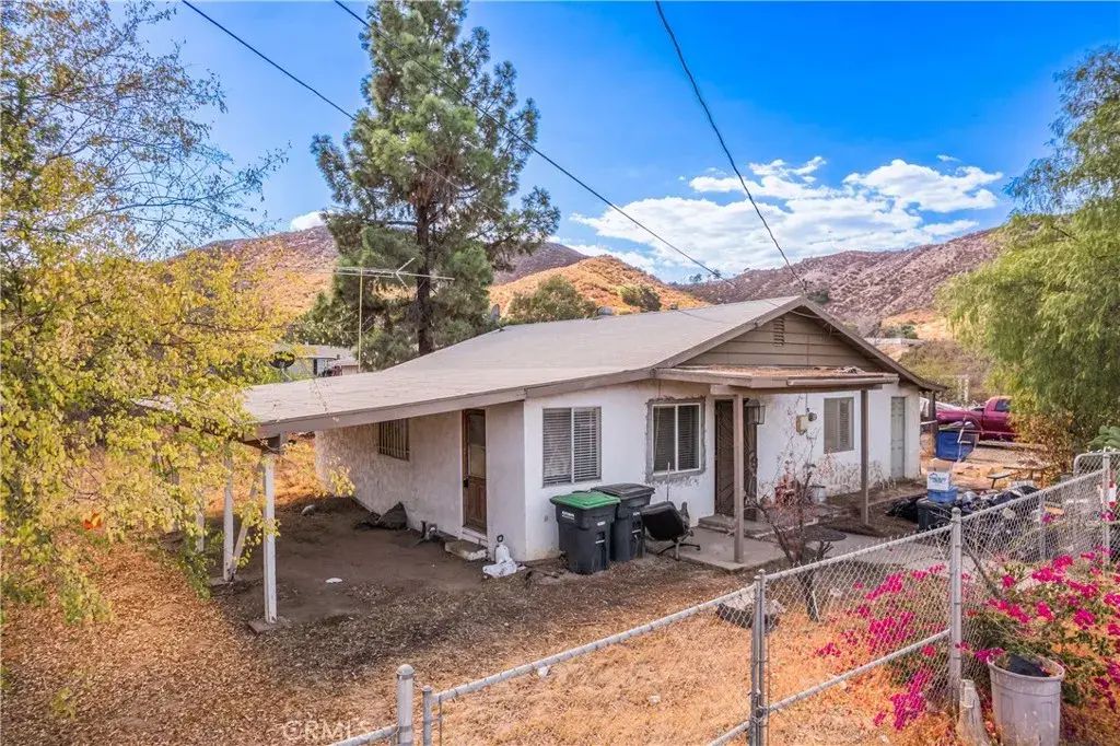 24271 Locust, Menifee
