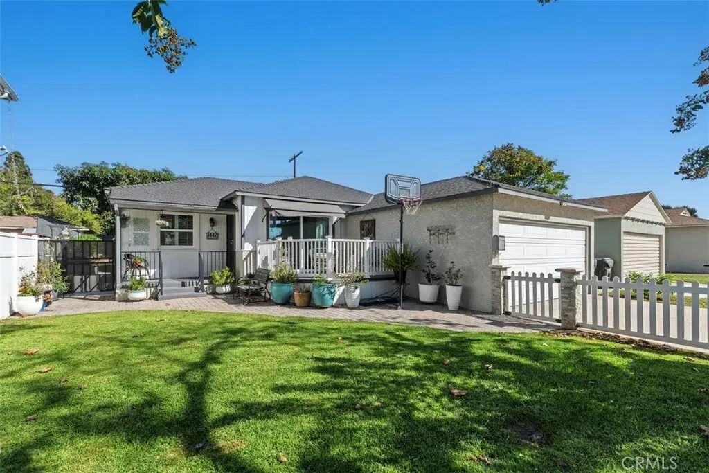 3442 N Studebaker, Long Beach