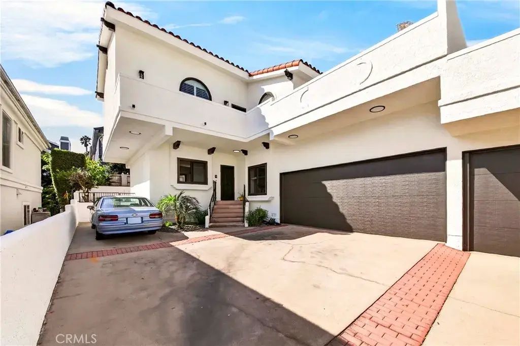 2402 Clark Lane B, Redondo Beach