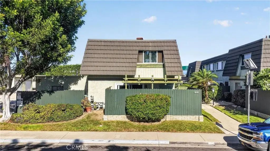 1618 Iowa D, Costa Mesa