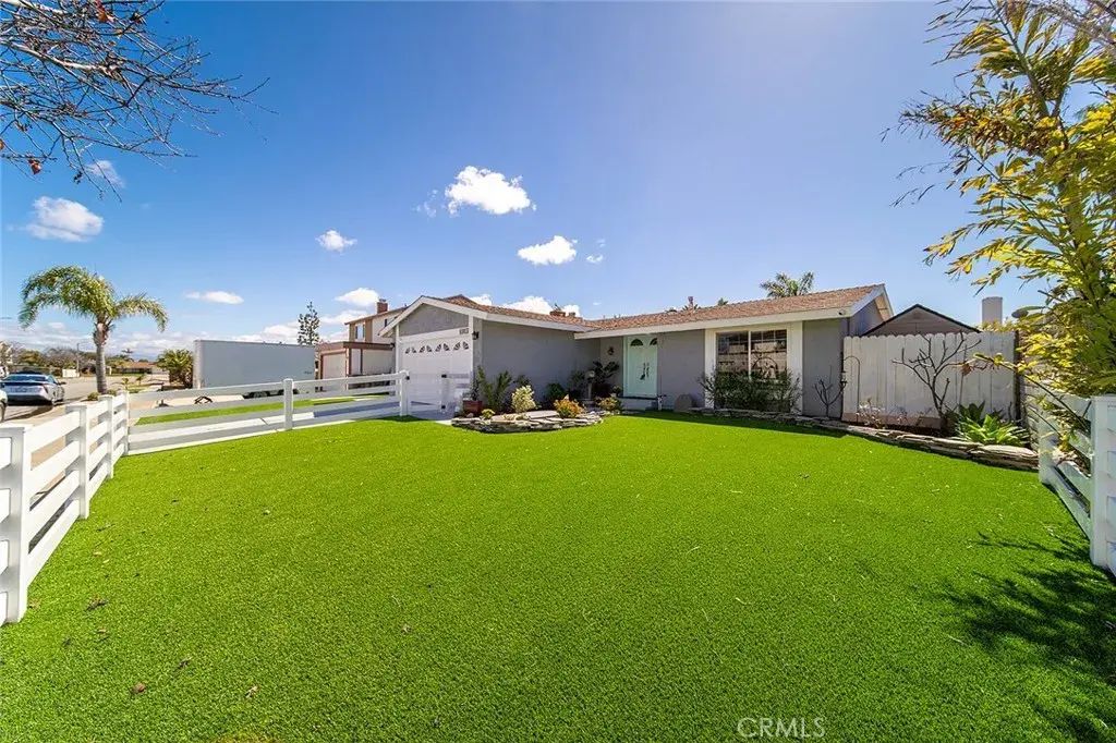 9102 Warfield, Huntington Beach