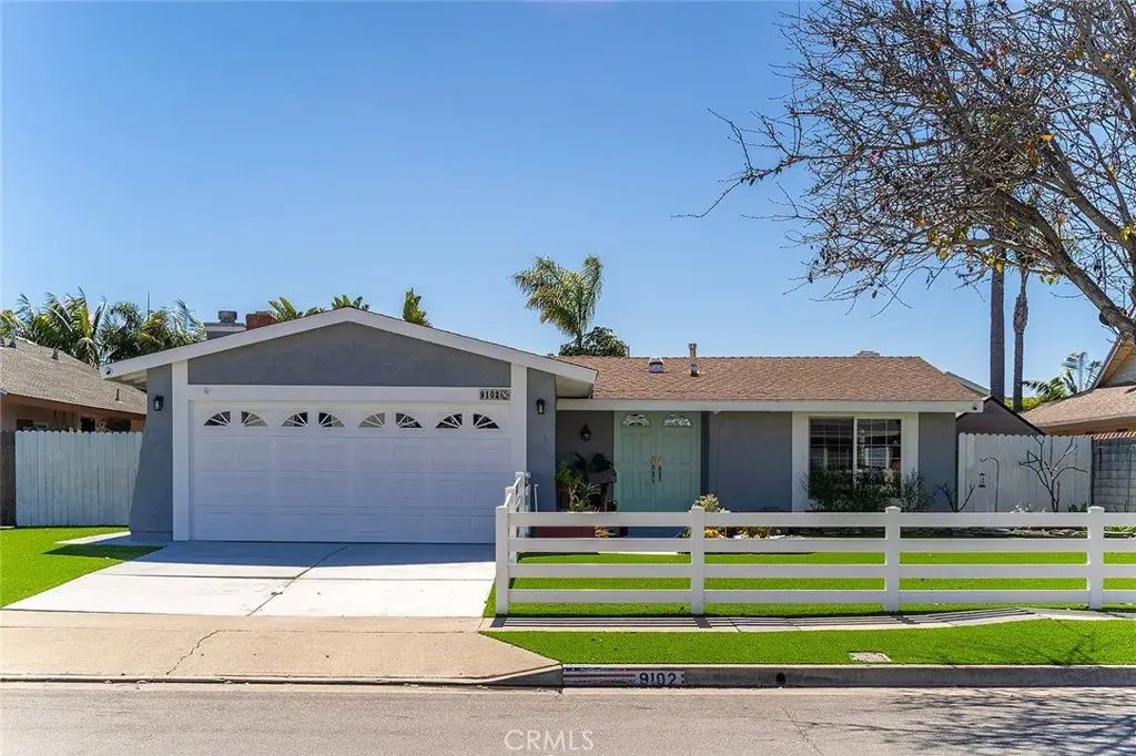 9102 Warfield, Huntington Beach
