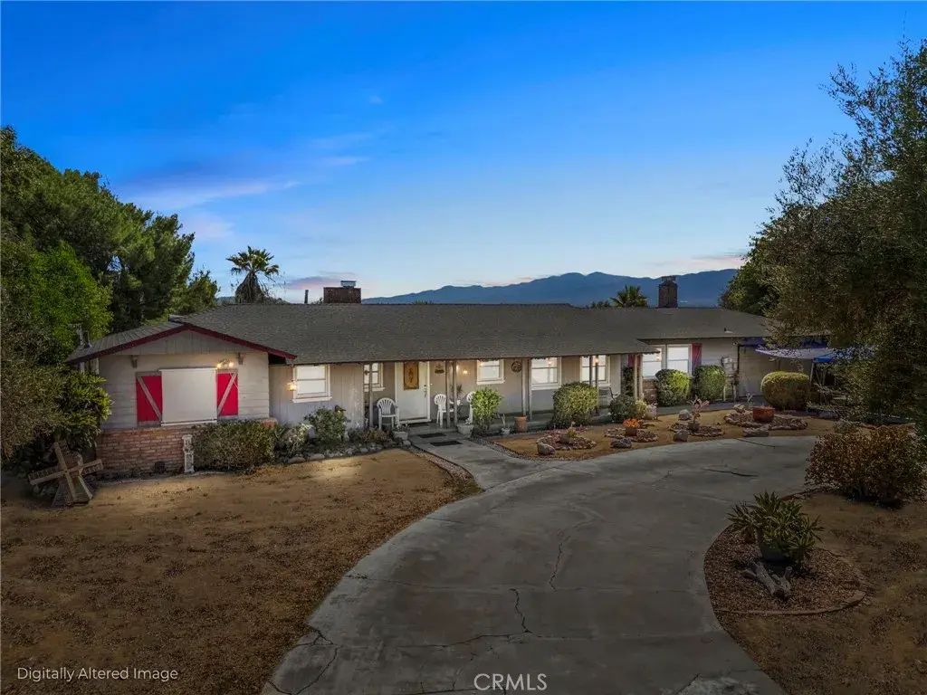 8170 Grapewin, Corona