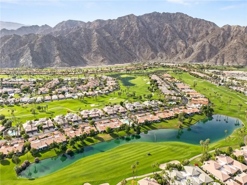 54291 Shoal Creek, La Quinta