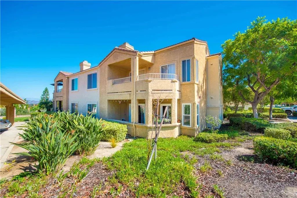 2375 Del Mar Way 101, Corona