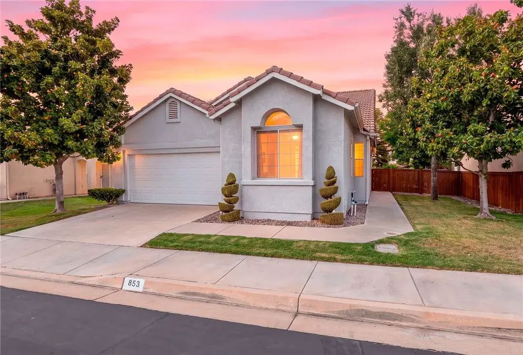 853 Camino De Oro, San Jacinto