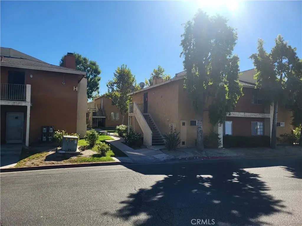 1025 N Tippecanoe 118, San Bernardino
