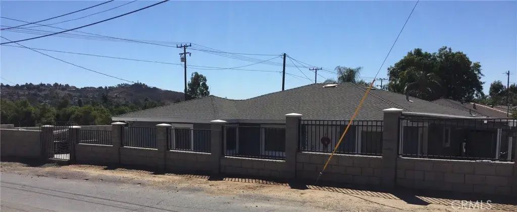 9214 53rd Street, Riverside
