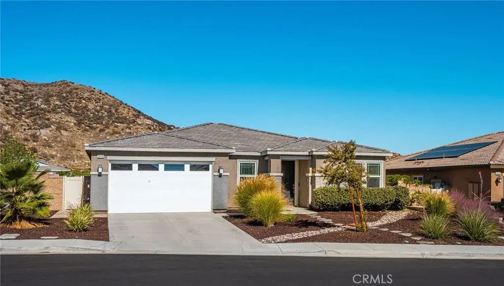 28144 Zipper, Menifee