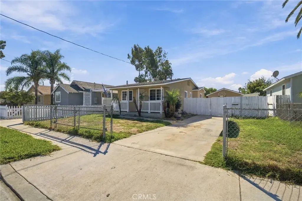 5510 Roosevelt Avenue, Santa Ana