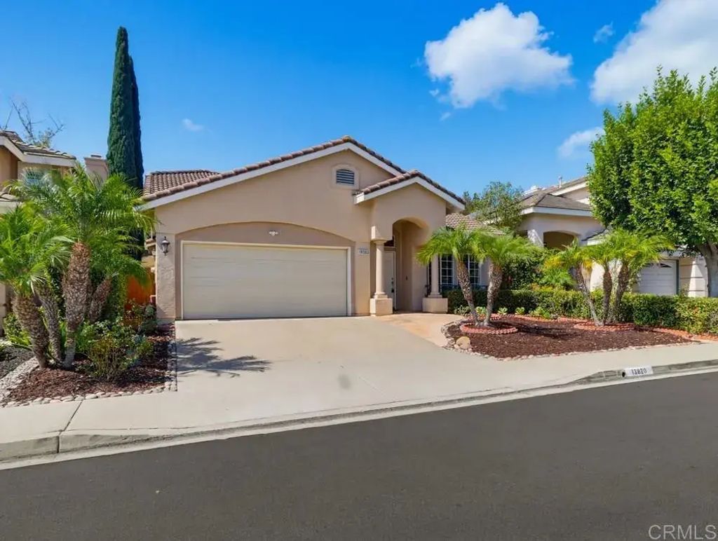 13820 Etude Road, 