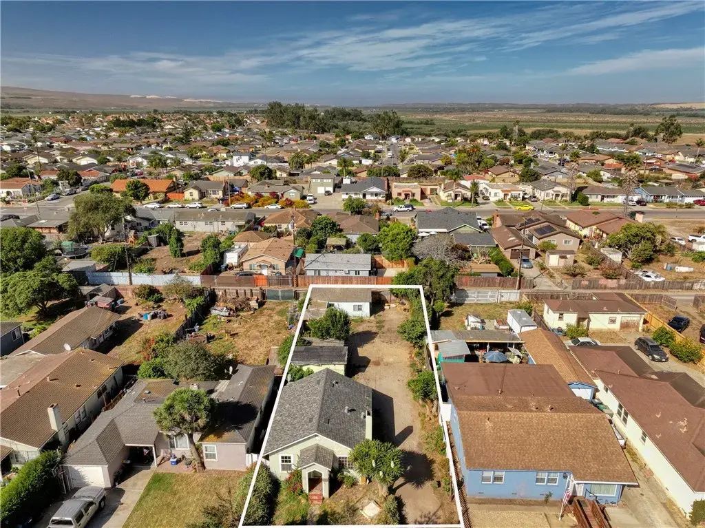 337 Campodonico, Guadalupe
