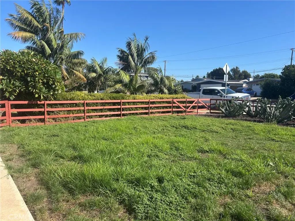248 Wake Forest, Costa Mesa