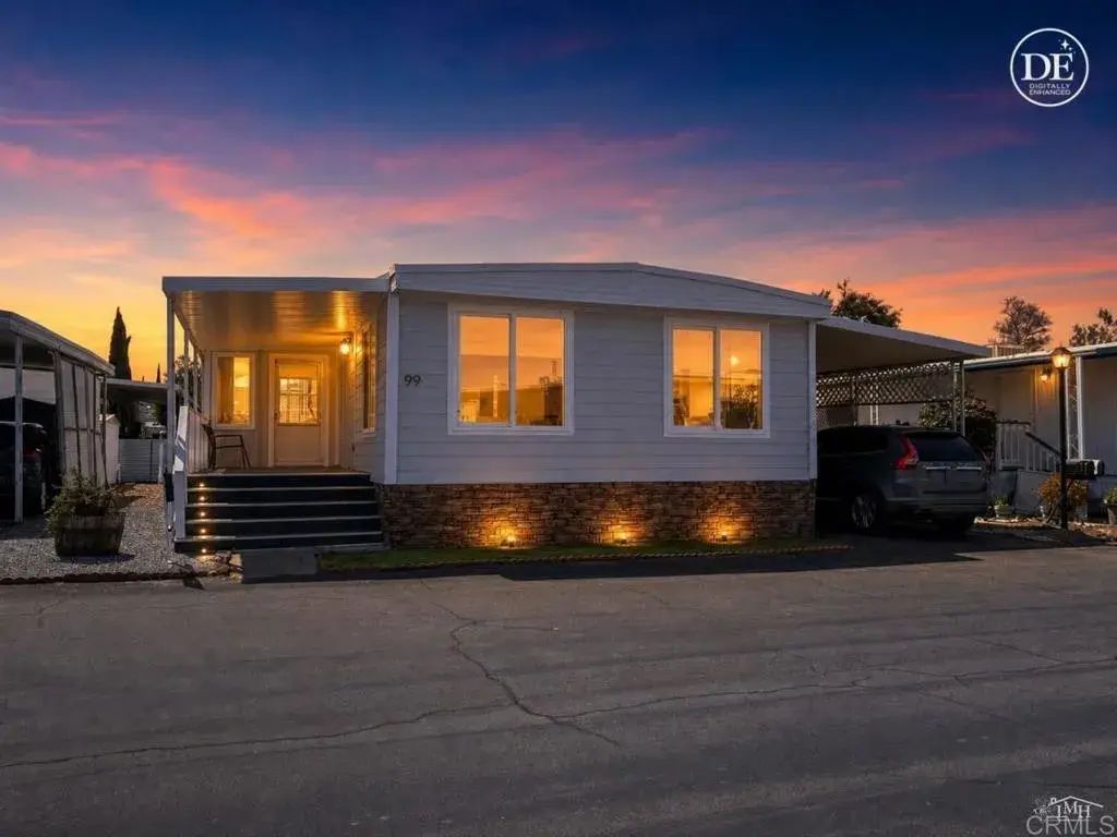 11949 Riverside Dr. 99, Lakeside