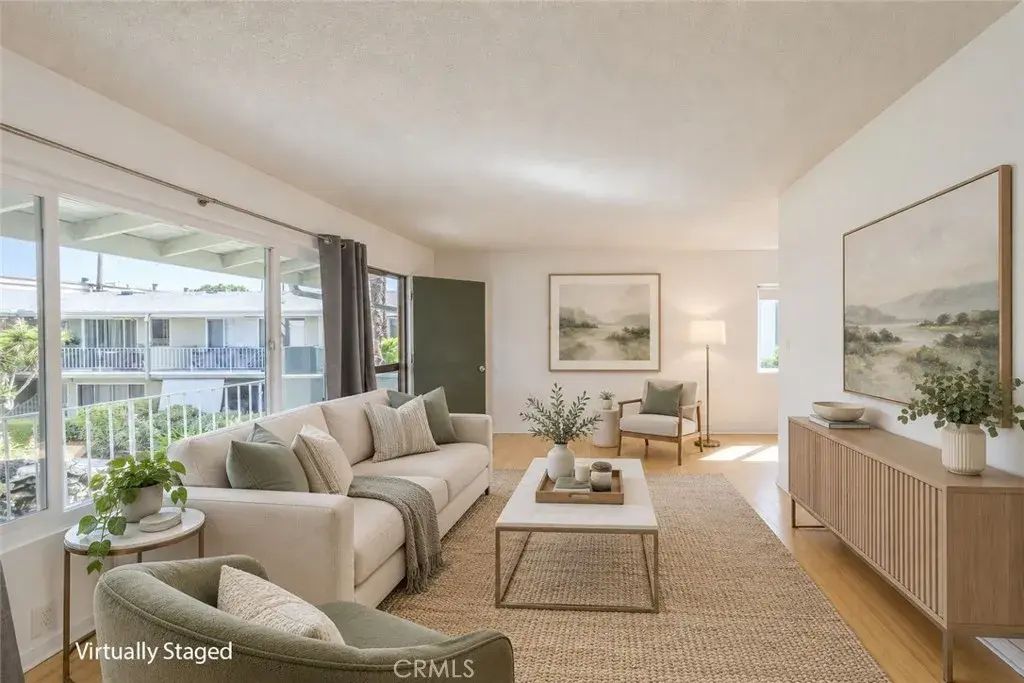 939 E Appleton Street 5, Long Beach
