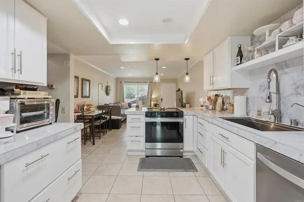 569 E St 34, Chula Vista