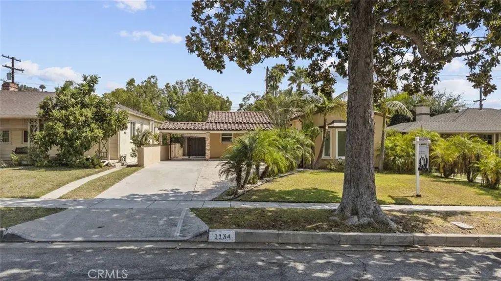 1134 Graynold Avenue, Glendale