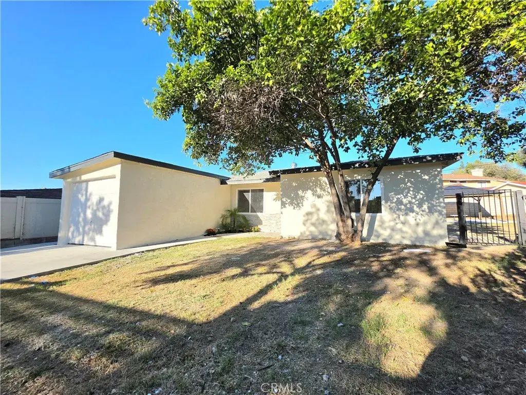 305 Colston, La Puente